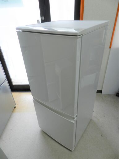 都内近郊送料無料 SHARP 137L ノンフロン冷凍冷蔵庫 2015年製