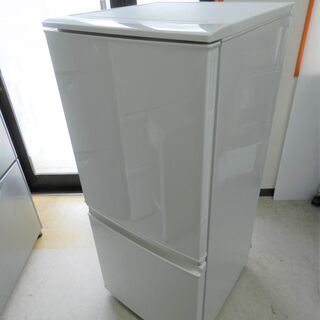 都内近郊送料無料 SHARP 137L ノンフロン冷凍冷蔵庫 2015年製
