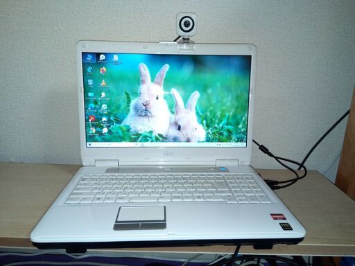 ノートパソコン  Fujitsu BIBLO NF/G40 Windows10