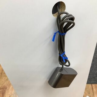 店頭販売のみ】Dysonのスタンド付きスティッククリーナー『V8 Fluffy 