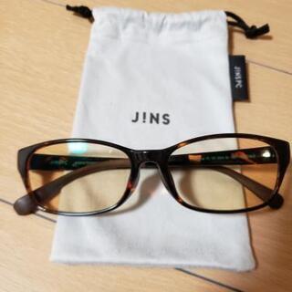 JINS のブルーライトカット眼鏡
