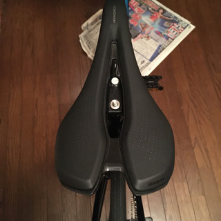 GIANT ジャイアント　TCR ADVANCED 2 2021年モデル　ライト・スタンド・ボトルホルダー・空気入れ付き