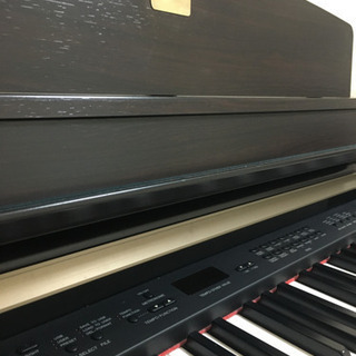 ヤマハ電子ピアノ　CLP330