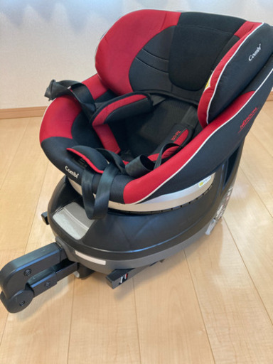コンビ　ネルーム　チャイルドシート　ISOFIX
