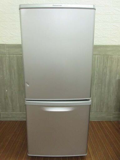 ss1802　パナソニック　冷凍冷蔵庫　NR-B146W-S　138L　ノンフロン　Panasonic　冷蔵庫　冷凍庫　2ドア　シルバー　パーソナル　片開き　右開き　大きめ冷凍庫　耐熱トップテーブル　グレー