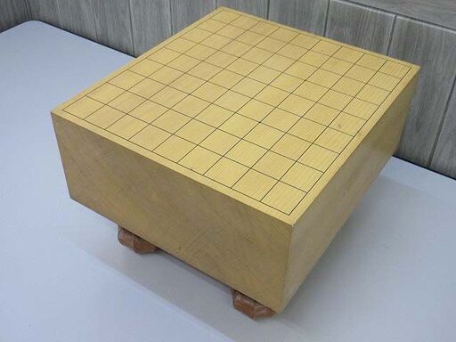 【中古】ss1823　足付き　将棋盤　5寸　天然木　本寸サイズ　33×36cm　高さ25cm　木製　木目　脚付　足つき　ボードゲーム　将棋くずし