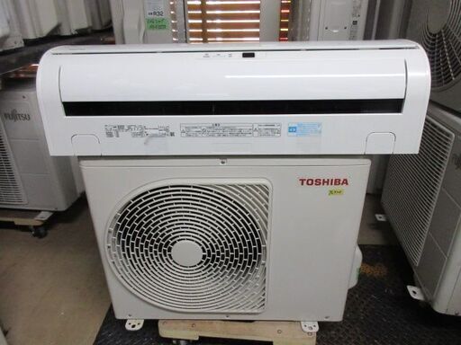 K02221　東芝　中古エアコン　主に6畳用　冷2.2kw／暖2.2kw