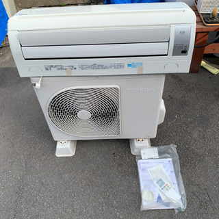東芝　エアコン　おもに6畳用　2.2kw　RAS-G221E2R　2014年製　クーラー 冷房　暖房