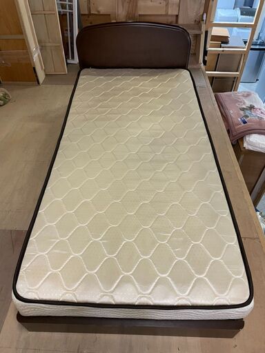 I0303　シングルベッド