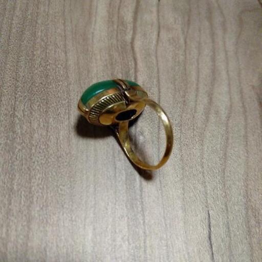 指輪　緑