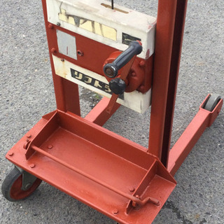 中古 ハンドリフト 幅65 奥行107 高さ188.5 （cm） 手動式 手巻き式