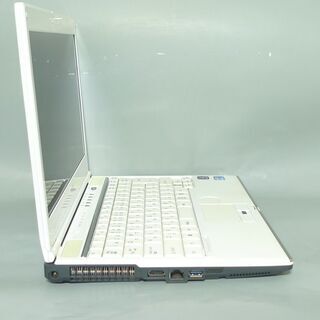 送料無料 新品SSD240GB 1台限定 ノートパソコン 中古良品 13.3型 