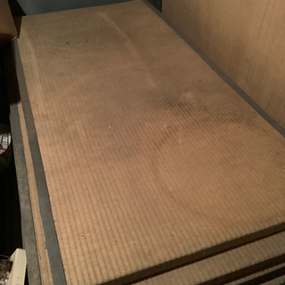 古い畳（室内使用不可）