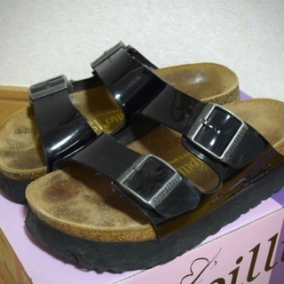 【ネット決済・配送可】BIRKENSTOCK　ビルケンシュトック...