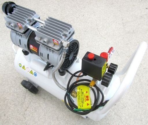 静音 エアコンプレッサー 30L 100V オイルレス 車輪付き TRTO-SC30L