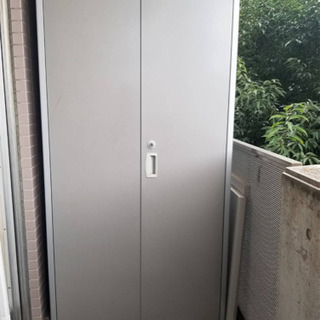 イナバ物置 アイビーストッカーBS095E型 W900×D55×H1880 【取りに来