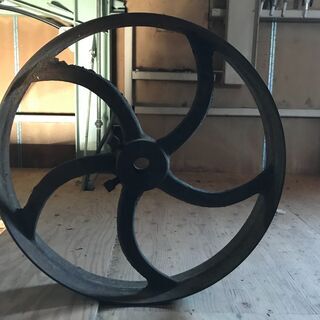 鉄製の車輪