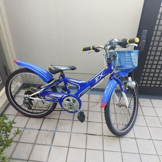 ＜取引完了！＞子供自転車22インチ【差し上げます￥0-】赤青2台...