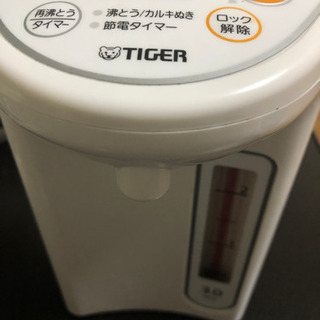 美品　2019発売TIGER マイコン電動ポット(3.0L)PD...