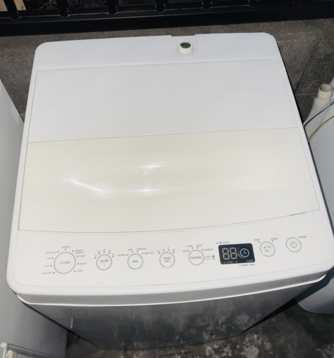 ■都内近郊無料で配送、設置します■2018年製　 Amadana 洗濯機　AT-WM55B 5.5kg■AM02