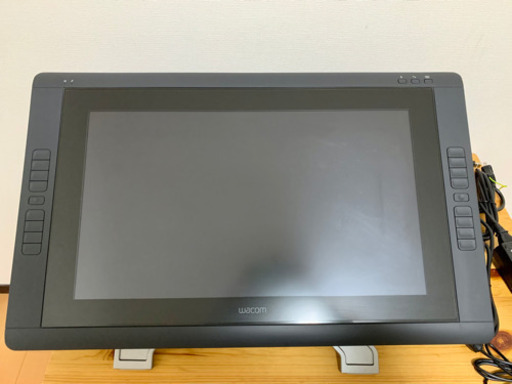 Wacom 21.5インチ 液晶ペンタブレット DTK-2200/K フルHD ワコム 21.5型 cintiq22hd touch DTH-2200⁄K ☆送料無料 Wacom ワコム