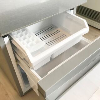 札幌市★ アクア 18年製 格安!! 単身サイズ 2ドア冷凍冷蔵庫 130L ◆ AQR-13 シルバー系 スリムで置けちゃう 右開き AQUA