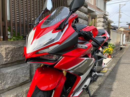 締切もうすぐ！CBR250rr 2017年式 美品