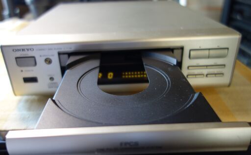 【ONKYO】CDプレーヤー　C-711M【メンテ済】