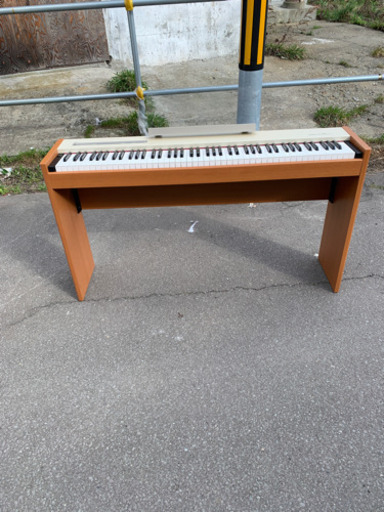 ローランド F50 電子ピアノ コンパクトタイプ