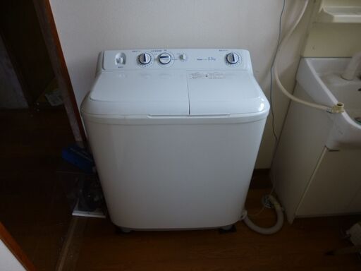 値下げしました　ハイアール製　2016年製　2層式電気洗濯機　JW-W55E