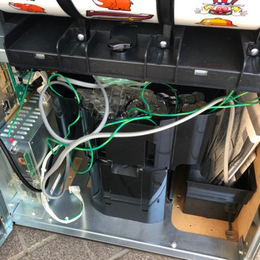 スロット台 ジャグラー メダル 鍵付き