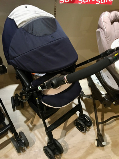 ■店頭引取限定■超美品☆コンビ　ベビーカー　メチャカルハンディオート４キャス♫