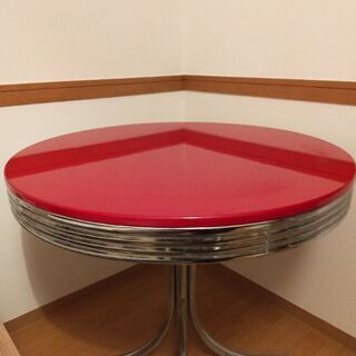 【ネット決済】【即決！4月11日まで】赤いローテーブル
