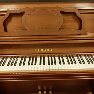現行モデル　ヤマハピアノ　YF101W　【新響楽器　甲子園店】