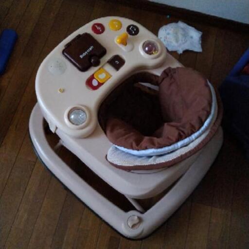ハイローチェア歩行器アンパンマンおもちゃ好きなものどうぞ みなっとぅー 上挙母の家具の中古あげます 譲ります ジモティーで不用品の処分