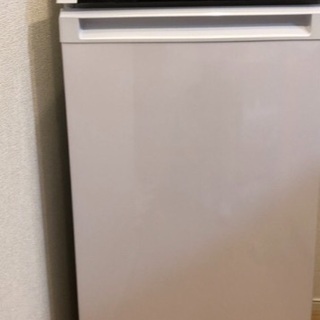 冷凍庫　保証書付です