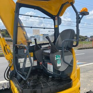 コマツ PC38UU-5 AC 4tクラス 4wayマルチ アームクレーン 0.9t吊り