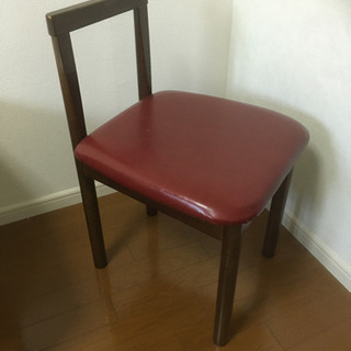 中古レトロな赤い椅子4脚セット