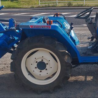 鹿児島発 イセキ 24馬力 ディーゼルエンジントラクターTA247F 自動水平