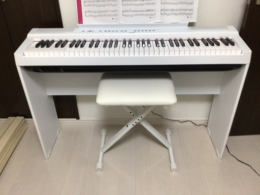 【美品】ヤマハ　電子ピアノP121WH