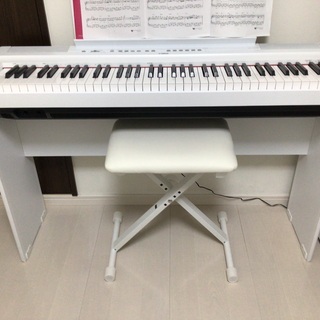 【美品】ヤマハ　電子ピアノP121WH