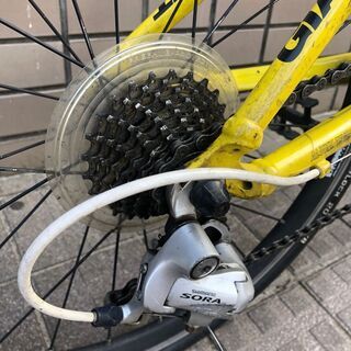 GIANT IDIOM 1 折りたたみ自転車　イエロー　小径スポーツ