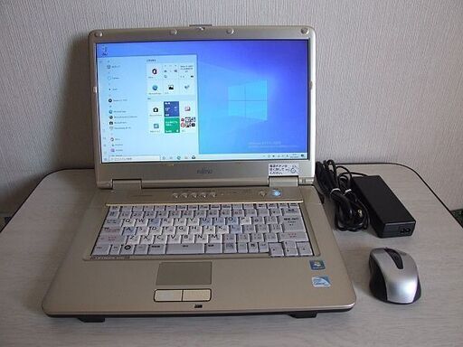 高速SSD120GB搭載　Fujitsu LIFEBOOK AH/R3 タッチパネル　ノートパソコン　（3768）