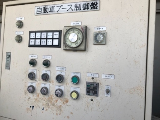 車　塗装ブース