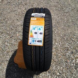 タイヤ　新品　未使用　215/55R17　1本のみ