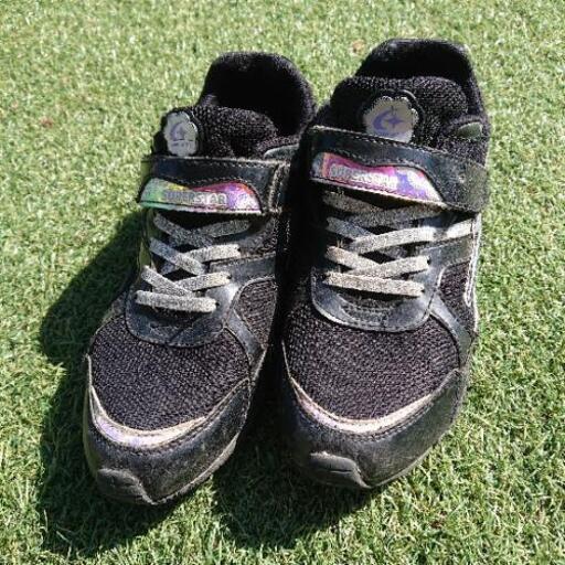 決まりました 子供靴19センチ 22センチ女の子用セットで くま 泉中央の子供用品の中古あげます 譲ります ジモティーで不用品の処分