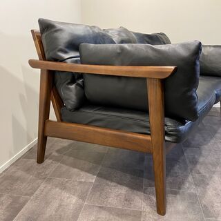 KEYUCA ケユカ ソファ 本革 フェザー 2.0P 2人掛け 黒 オットマン付き 木枠ソファ 中古品