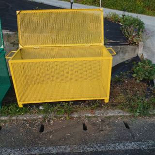 屋外用ゴミ箱
