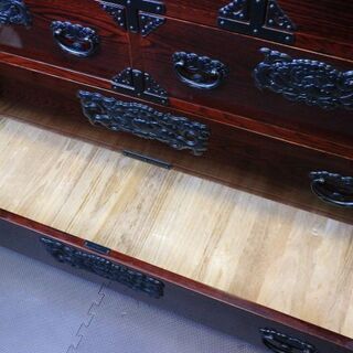 美品 最高級 欅産業 伝統工芸 仙台箪笥 鍵付き 欅材 赤木肌木地呂漆塗り 民芸箪笥 衣装箪笥 時代箪笥 和箪笥 直接引き取り限定