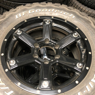 275/65R17ホイール付き4本セット格安ホワイトレター❣️ FJクルーザー 